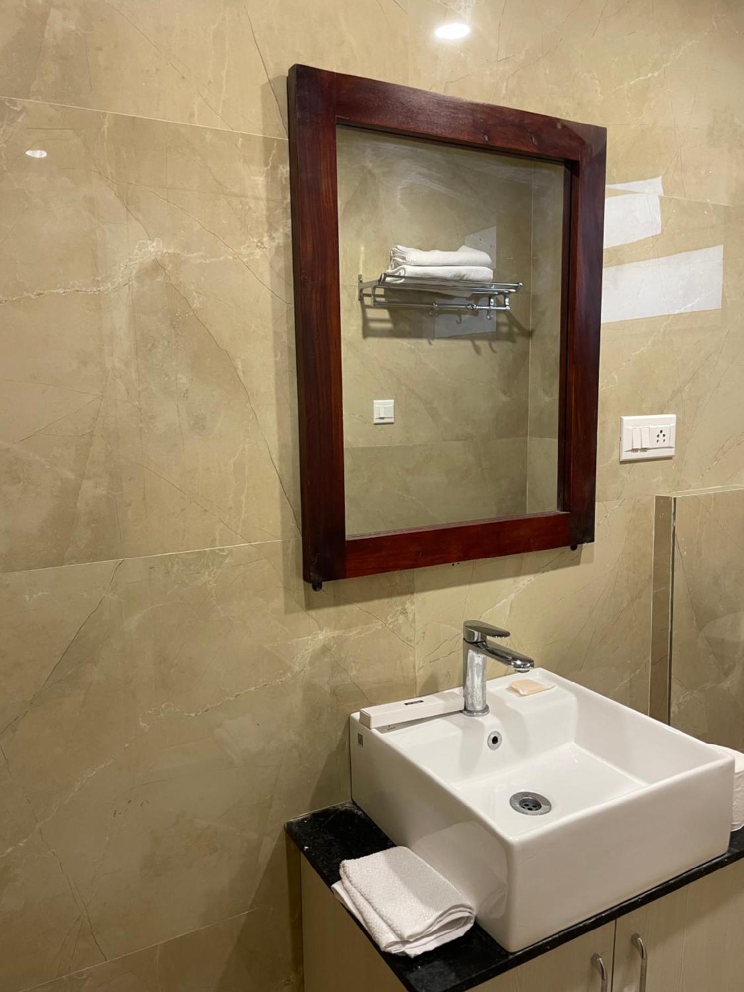 Vrindavan Greens Resort 烏代浦 外观 照片